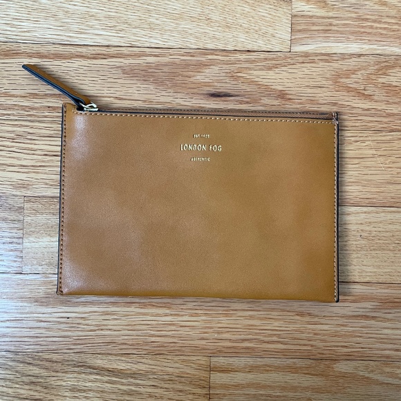 London Fog clutch - Picture 1 of 2